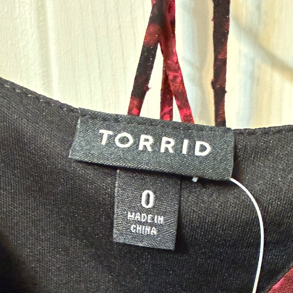 torrid Burgundy and Black Paisley Open Back Long Sleeve Tea Length Aline Dress - Picture 3 of 7